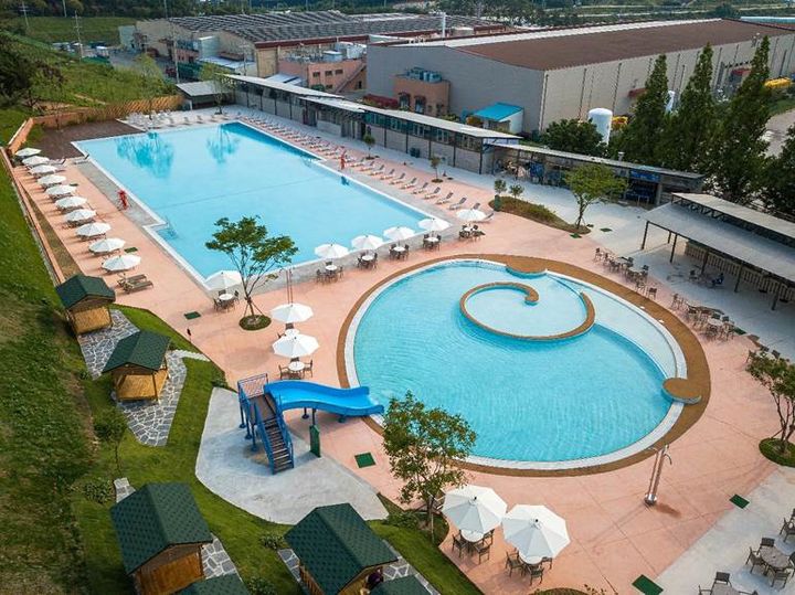 고창 상하농원 내 파머스빌리지 수영장. *재판매 및 DB 금지