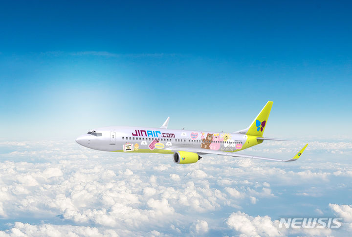 [서울=뉴시스]진에어 노티드 래핑 항공기의 모습.(사진=진에어 제공)