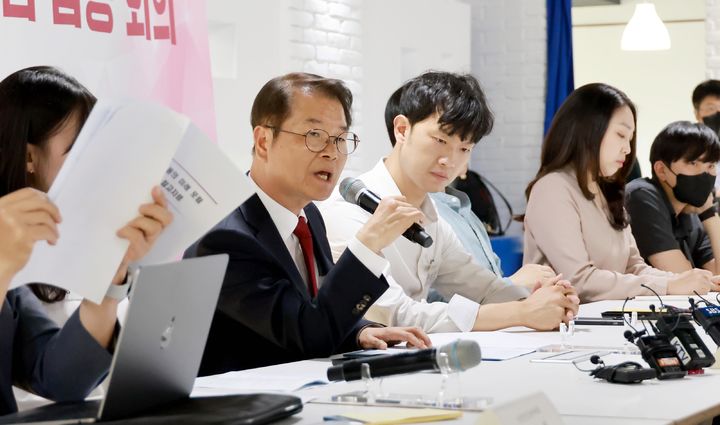 [서울=뉴시스] 이정식 고용노동부 장관. (사진=고용노동부 제공) 2023.06.19. photo@newsis.com *재판매 및 DB 금지