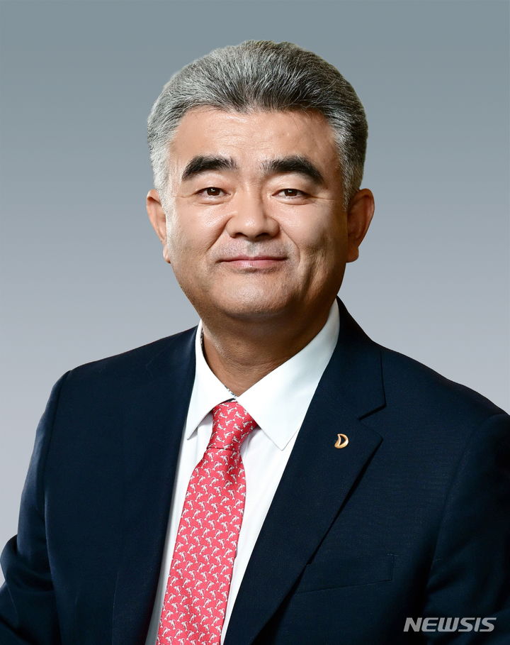 [서울=뉴시스] 정원주 대우건설 회장(사진=대우건설 제공)