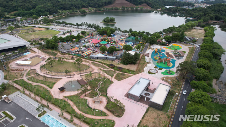 충북 제천의 대표 관광지인 의림지 수리공원이 오는 7월 개장될 예정이다. 의림지 수리공원 전경. (사진=제천시 제공) 2023.6.22. photo@newsis.com *재판매 및 DB 금지