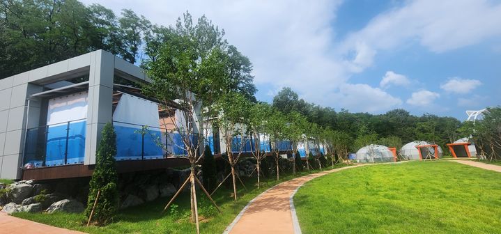 [대구=뉴시스] 대구 남구 대명동 앞산 해넘이 캠핑장. (사진 = 대구안전생활실천시민연합 제공) 2023.06.28. photo@newsis.com *재판매 및 DB 금지