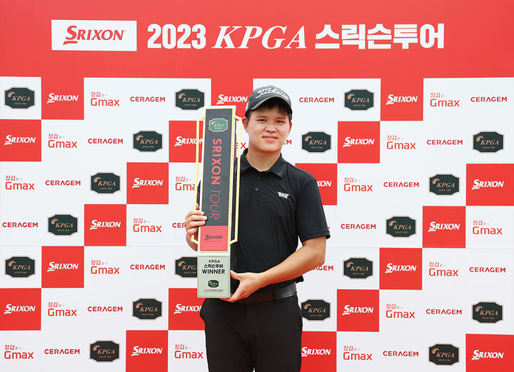 [서울=뉴시스]2023 KPGA 스릭슨투어 11ȸ 대회 우승자 전준형. 2023.06.28. (사진=KPGA 제공) *재판매 및 DB 금지