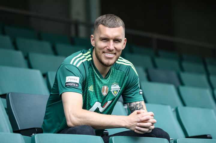 [서울=뉴시스]전북, 체코 수비수 페트라섹 영입. 2023.06.29. (사진=전북현대 제공) *재판매 및 DB 금지