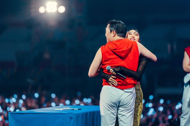 [서울=뉴시스] 싸이, 화사. 2023.07.01. (사진 = 피네이션 제공) photo@newsis.com *재판매 및 DB 금지