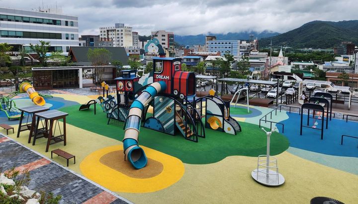 구 청도경찰서 부지에 조성된 '설레임마당' *재판매 및 DB 금지