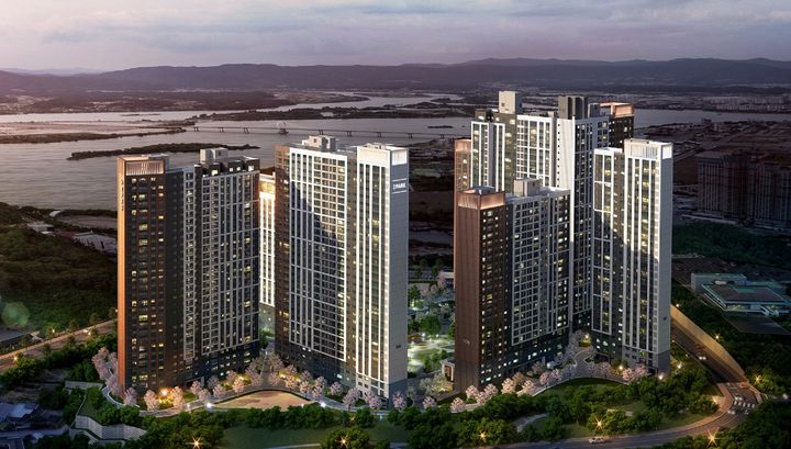 HDC현대산업개발은 7일 강원 춘천 레이크시티 아이파크의 견본주택을 열고 분양에 나선다고 밝혔다. *재판매 및 DB 금지