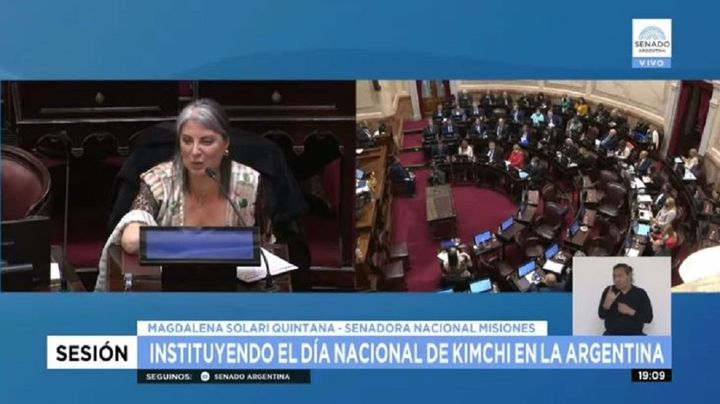 [세종=뉴시스] 한국농수산식품유통공사(aT)는 아르헨티나에서 한국이 김치 종주국임을 명시한 '김치의 날' 제정 결의안이 통과됐다고 7일 밝혔다..(사진=aT) *재판매 및 DB 금지