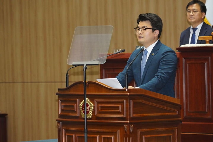 [광주=뉴시스] 서임석 광주시의원. (사진=시의회 제공) photo@newsis.com *재판매 및 DB 금지