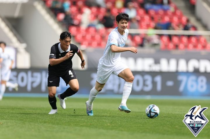 [서울=뉴시스]성남 수비수 이상민. (사진=프로축구연맹 제공)