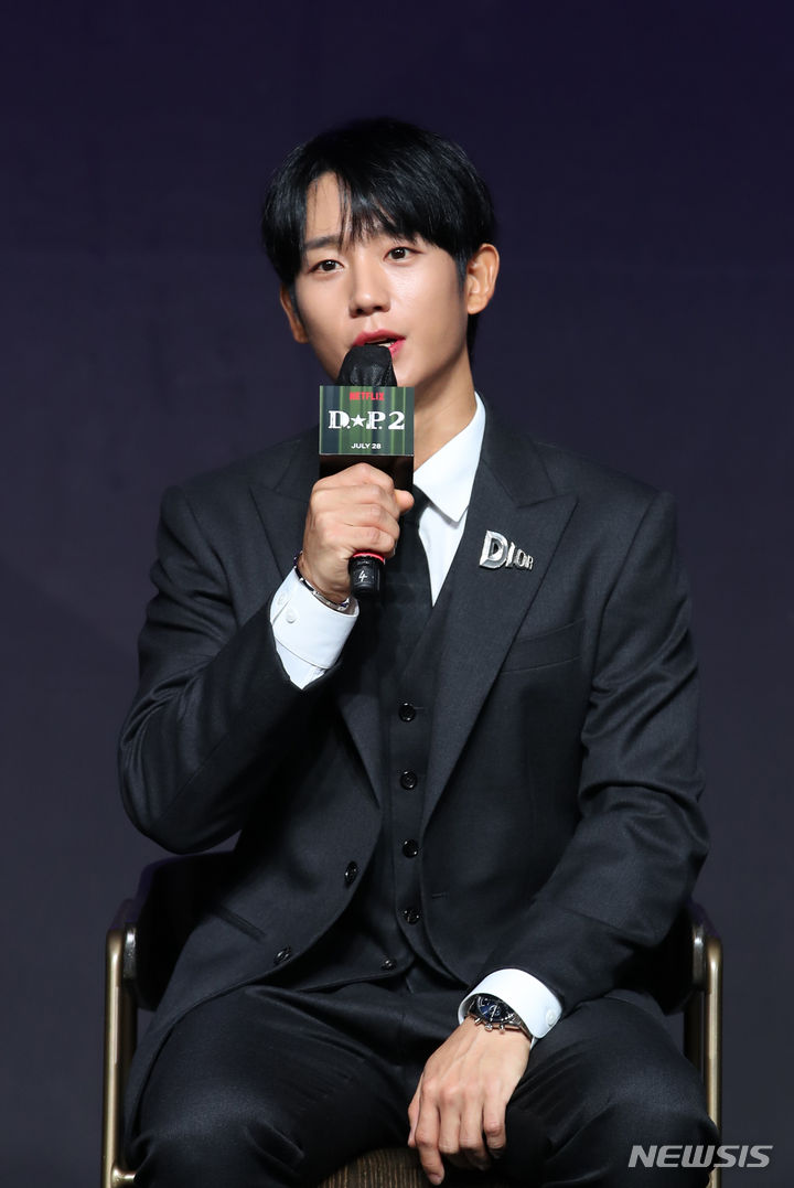 시즌2로 돌아온 D.P.…"익숙한 듯 새롭고 깊다"
