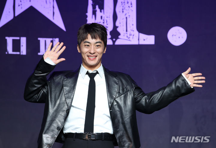 시즌2로 돌아온 D.P.…"익숙한 듯 새롭고 깊다"