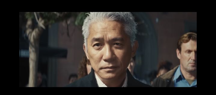 [서울=뉴시스] 뉴진스 '쿨 위드 유' 뮤직비디오 중 양조위. 2023.07.20. (사진 = 어도어 제공) photo@newsis.com *재판매 및 DB 금지