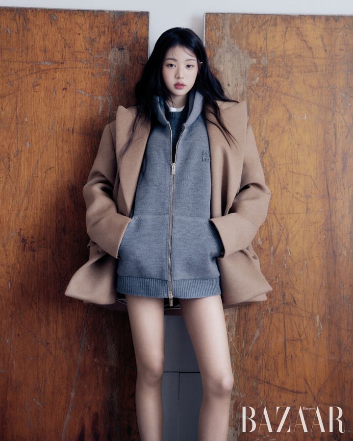 [서울=뉴시스] 장원영 2023.07.20 (사진=하퍼스 바자) photo@newsis.com&nbsp; *재판매 및 DB 금지