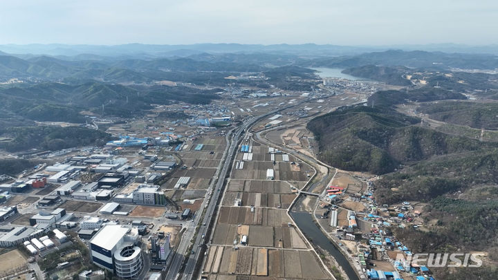   첨단 시스템 반도체 국가산단이 들어설 이동·남사읍 일대 전경(사진제공=용인시)