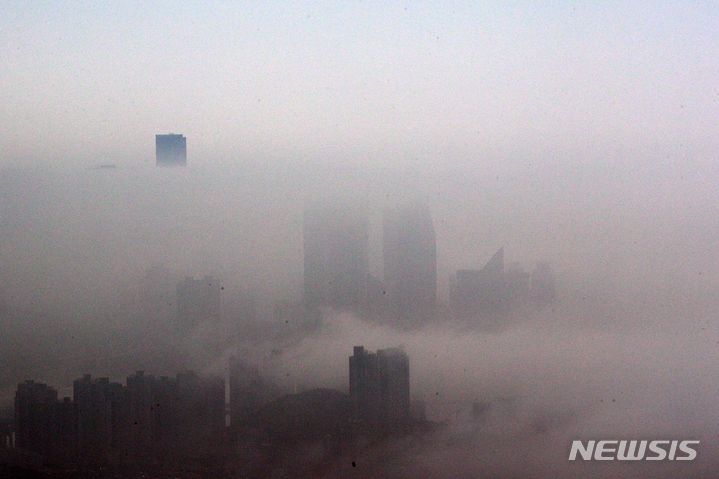충남권 오전 짙은 안개…아침 최저 -1도·낮 최고 18도