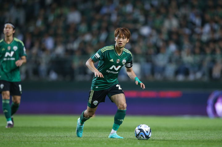 [서울=뉴시스]전북, 국가대표 김진수 영입. 2023.07.21. (사진=전북현대 제공) *재판매 및 DB 금지