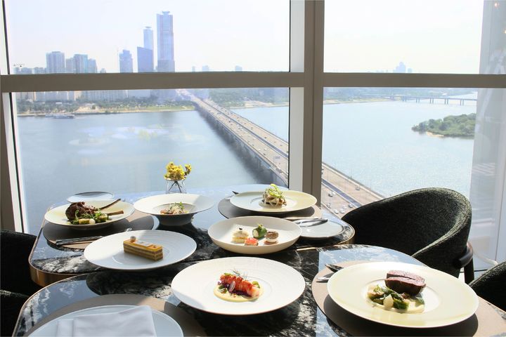 호텔 나루 서울 – 엠갤러리 '부아쟁'의 '비즈니스 런치' 프로모션 *재판매 및 DB 금지