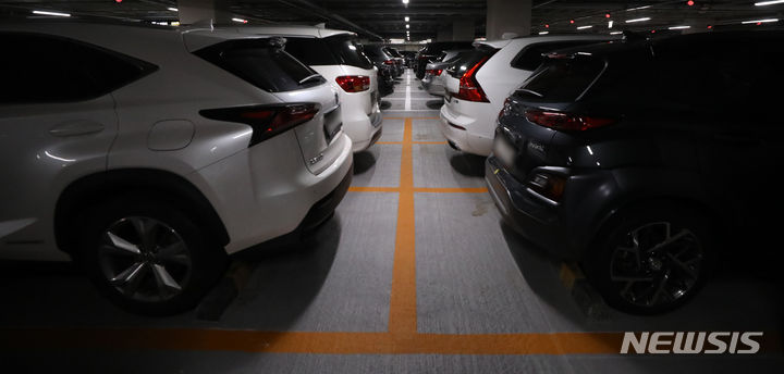 [서울=뉴시스] 가족배려주차장. 2023.07.24. mangusta@newsis.com
