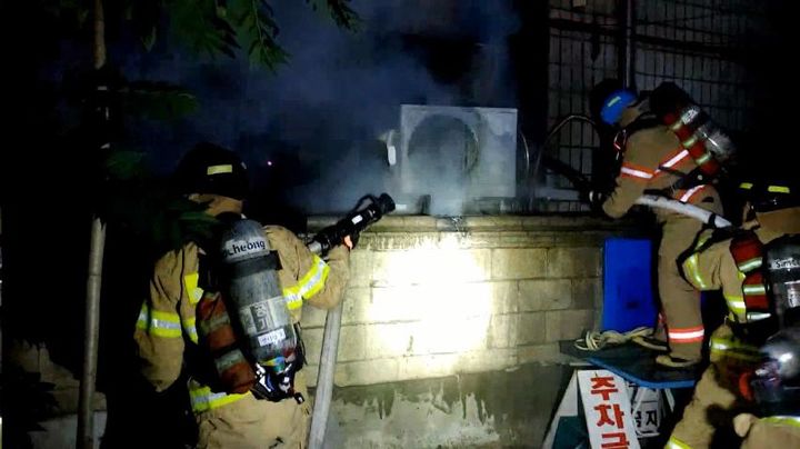 [서울=뉴시스]에어컨 실외기 화재.(사진=서울시 제공) *재판매 및 DB 금지