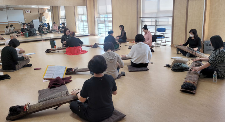 [고흥=뉴시스] 전남 고흥평생교육관 '2023 하반기 평생교육 프로그램 수강생' 모집. (사진=전남교육청 제공). photo@newsis.com *재판매 및 DB 금지