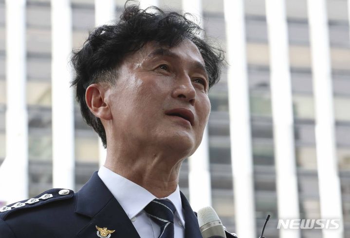 [서울=뉴시스] 행정안전부 경찰국 설치에 반발해 '전국경찰서장회의'(총경 회의)를 주도한 류삼영 전 총경이 "정직 처분을 취소해달라"며 낸 소송에서 패소했다.(사진=뉴시스DB)2024.04.18. photo@newsis.com