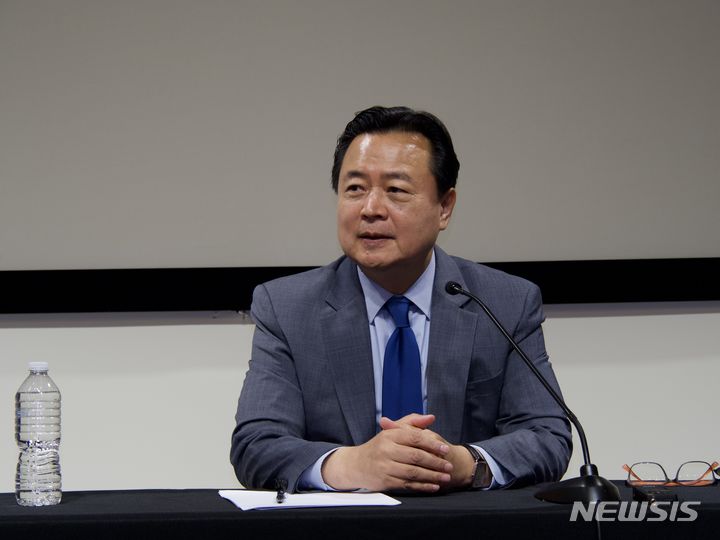 [워싱턴=뉴시스]김난영 특파원 = 조현동 주미대사가 31일(현지시간) 워싱턴DC 한국문화원에서 특파원 간담회를 하고 있다. (사진=워싱턴 공동취재단) 2023.07.31.