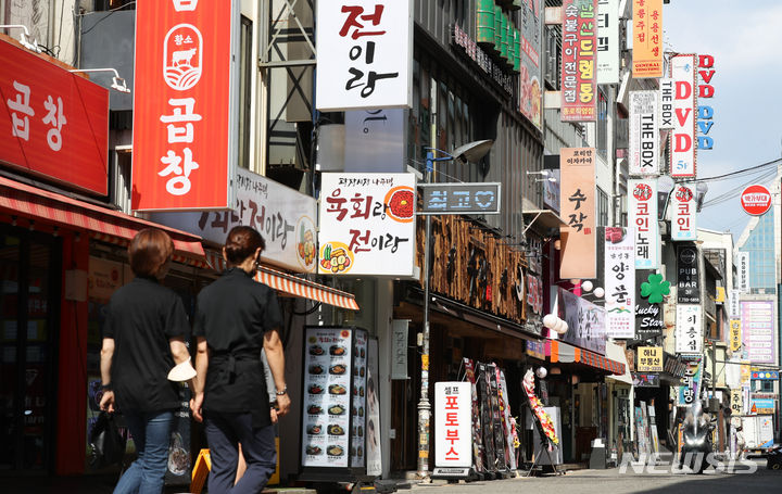 [서울=뉴시스] 황준선 기자 = 서울 종로구 종각 젊음의 거리의 모습. 2023.08.03. hwang@newsis.com