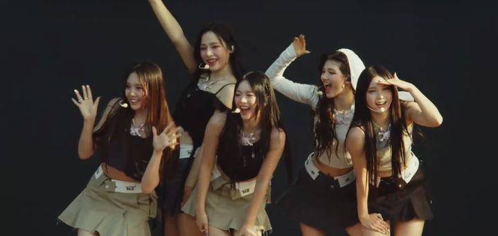 [서울=뉴시스] 뉴진스 시카고 롤라팔루자. 2023.08.04. (사진 = 위버스 캡처) photo@newsis.com *재판매 및 DB 금지