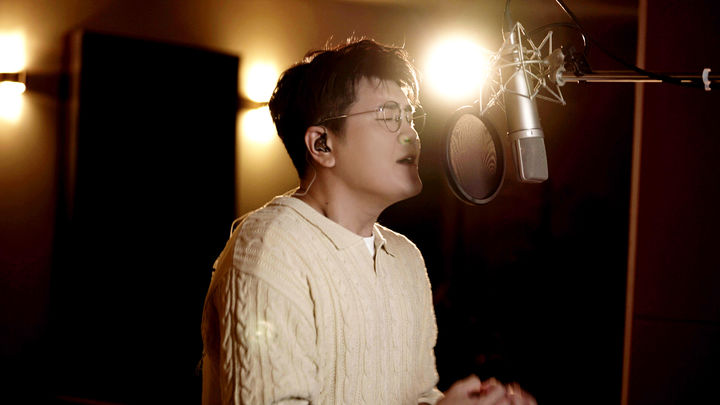 [서울=뉴시스] 가수 신용재 2023.08.04. (사진= NHN벅스 제공) photo@newsis.com *재판매 및 DB 금지