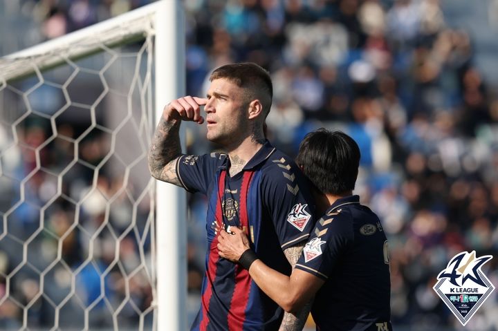 [서울=뉴시스]수원FC 라스. 2023.04.09. (사진=한국프로축구연맹 제공) *재판매 및 DB 금지