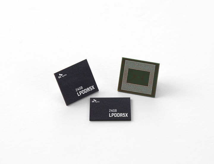 [서울=뉴시스] SK하이닉스 24GB LPDDR5X 모바일 D램. (사진=SK하이닉스) 2023.08.11. photo@newsis.com *재판매 및 DB 금지