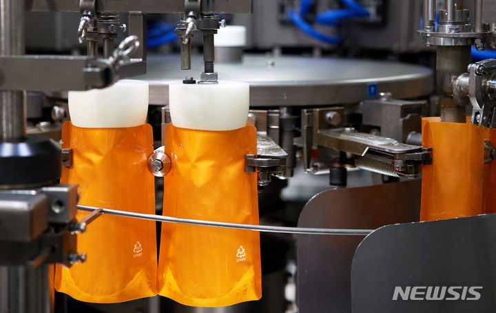 [서울=뉴시스] 프레시플러스 소스 제조 현장. (사진=CJ프레시웨이 제공)