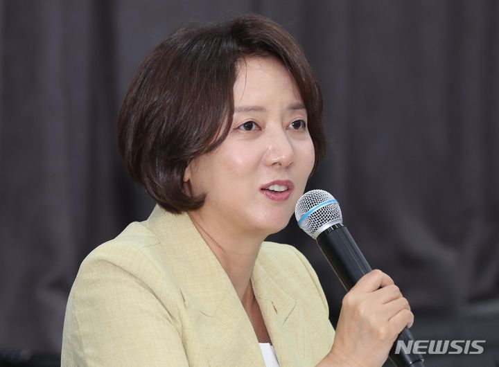 [서울=뉴시스] 이영 중소벤처기업부 장관. (사진=뉴시스 DB). photo@newsis.com