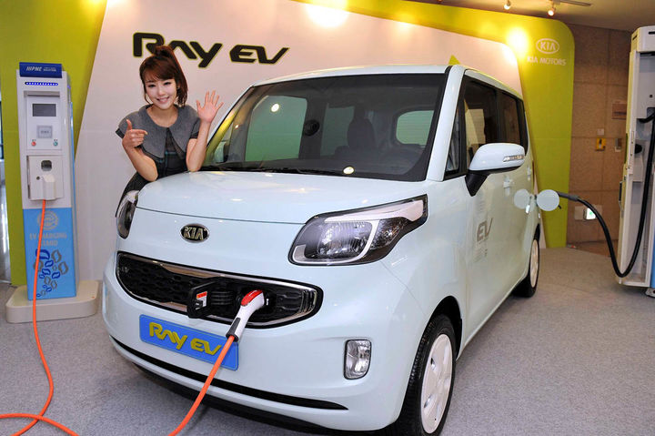 [서울=뉴시스] 기아의 경형 전기차 레이 EV. (사진=기아 제공) 2023.08.22 photo@newsis.com *재판매 및 DB 금지