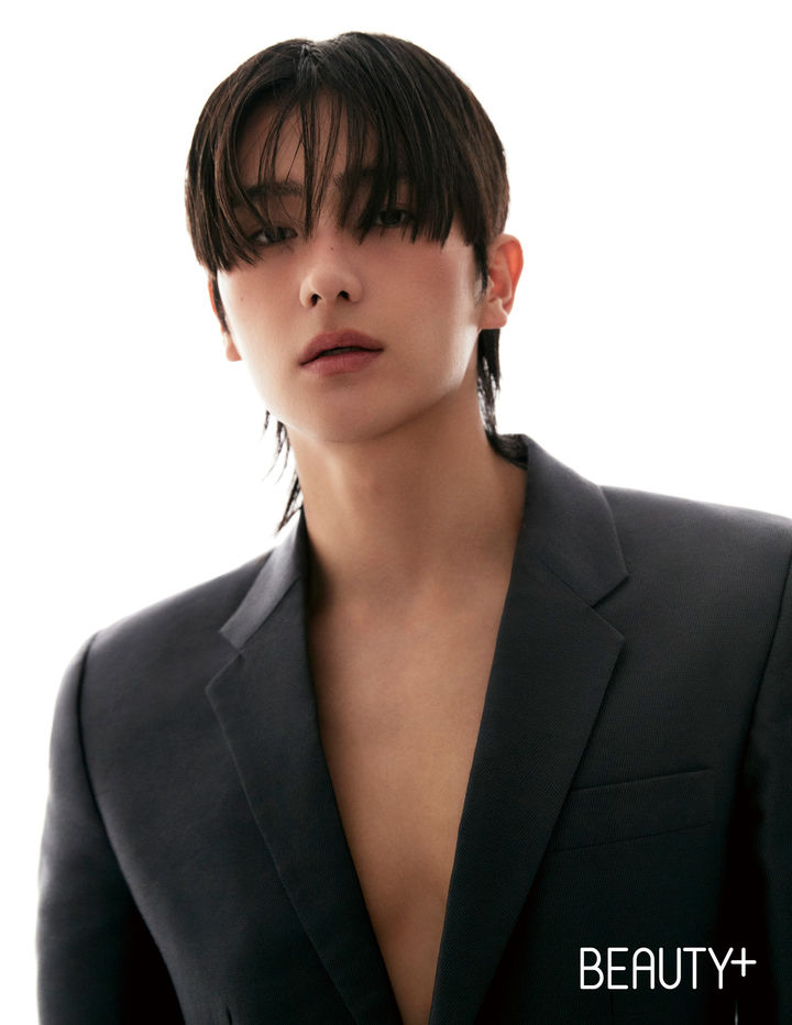 [서울=뉴시스] 그룹 더보이즈(THE BOYZ) 현재. (사진=뷰티쁠 제공) 2023.08.22. photo@newsis.com *재판매 및 DB 금지