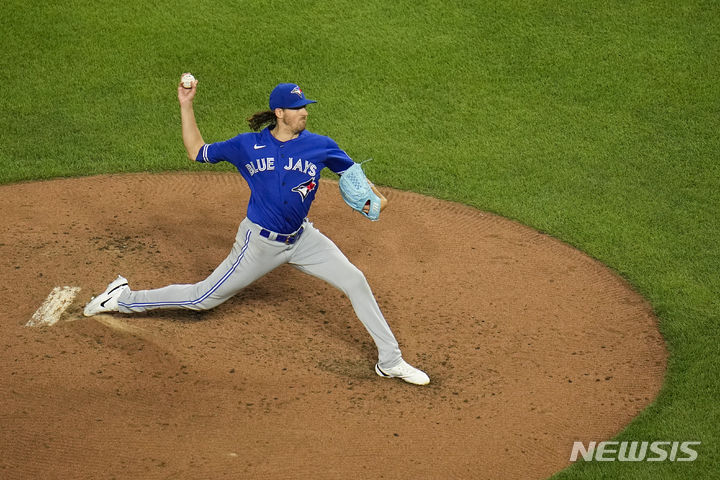 [볼티모어=AP/뉴시스] 메이저리그(MLB) 토론토 블루제이스의 케빈 가우스먼. 2023.08.24