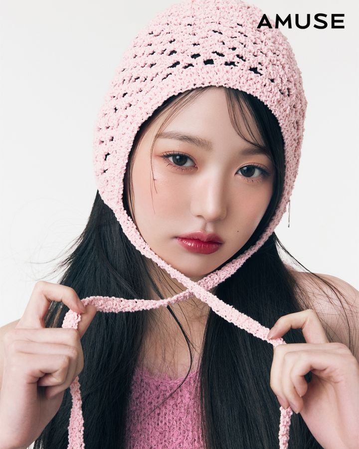 [서울=뉴시스] 그룹 아이브(IVE) 장원영이 비건 뷰티 브랜드 어뮤즈(AMUSE)의 새로운 한일 모델로 발탁됐다. (사진=어뮤즈 제공) 2023.08.28. photo@newsis.com *재판매 및 DB 금지