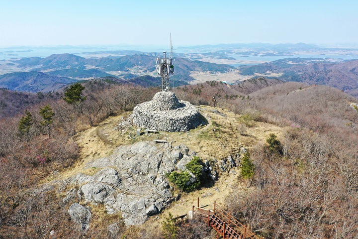 [진도=뉴시스] 첨찰산 봉수 유적. *재판매 및 DB 금지