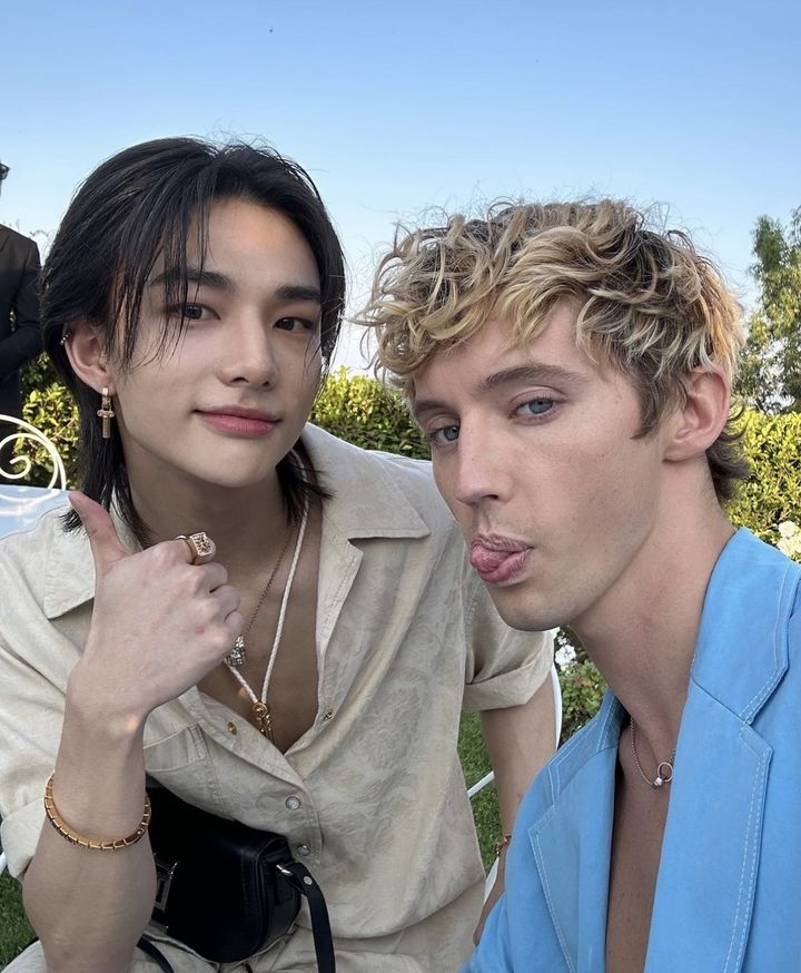 [서울=뉴시스] 스트레이 키즈 현진, 트로이 시반. (사진= JYP 엔터테인먼트 제공) 2023.08.31. photo@newsis.com *재판매 및 DB 금지