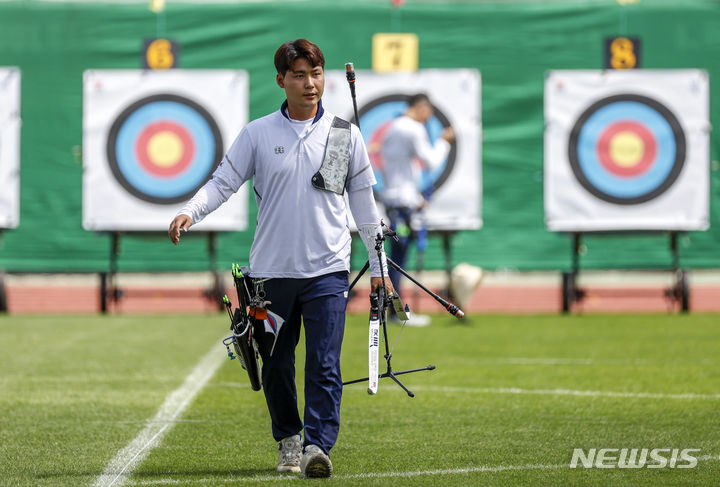 AG국가대표 이우석, 슛오프 끝에 정몽구배 양궁대회 우승
