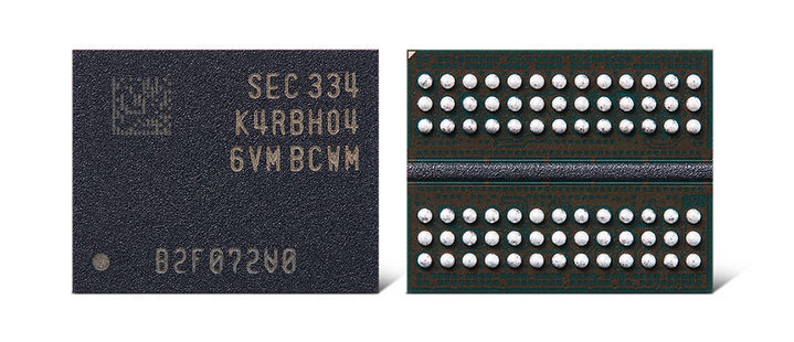 [서울=뉴시스]삼성전자가 업계 최초 12나노급 32Gb(기가 비트) DDR5 D램을 개발했다. 32Gb는 D램 단일 칩 기준으로 역대 최대 용량이다. (사진=삼성전자 제공) photo@newsis.com *재판매 및 DB 금지
