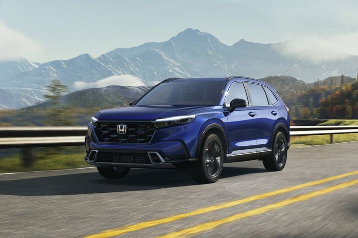 [서울=뉴시스] 혼다코리아가 준중형 스포츠유틸리티차량(SUV) '올 뉴 CR-V 하이브리드'의 사전계약을 1일부터 실시한다. (사진=혼다코리아 제공) 2023.09.01 photo@newsis.com *재판매 및 DB 금지