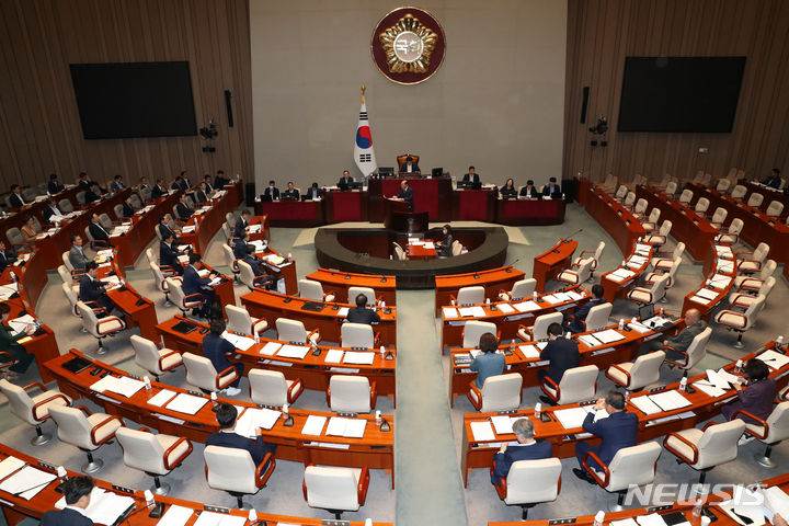 [서울=뉴시스] 이영환 기자 = 서울 여의도 국회에서 예산결산특별위원회 전체회의가 진행되고 있다. 2023.09.01. 20hwan@newsis.com