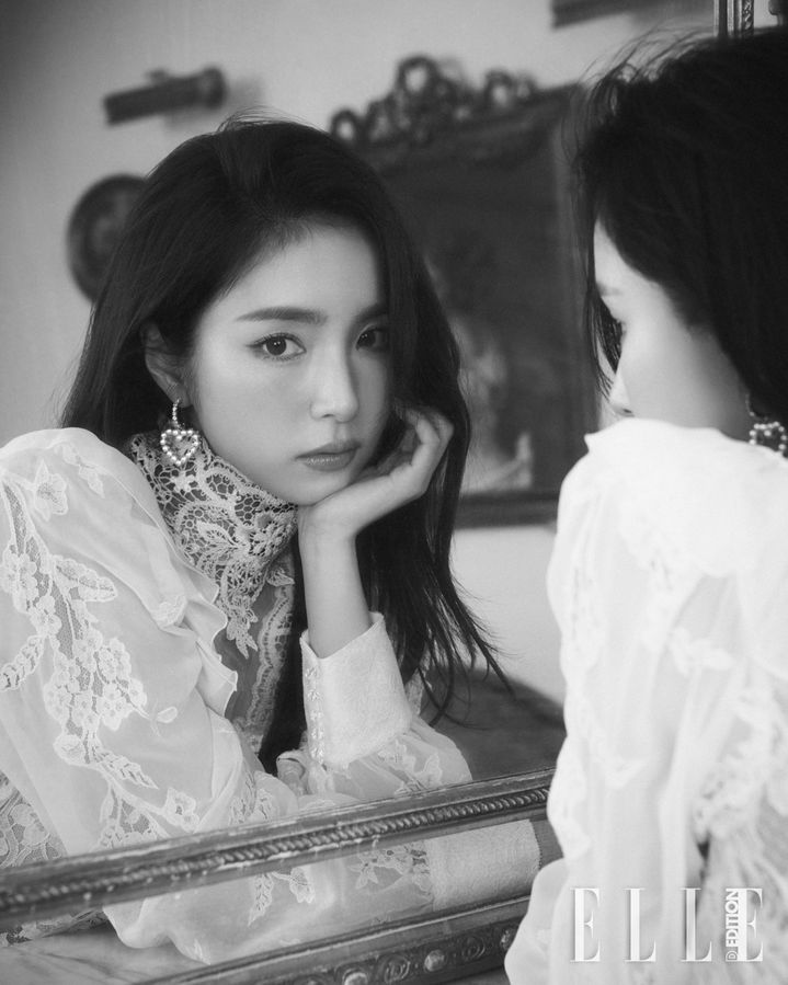 [서울=뉴시스] 신세경. (사진=로저비비에 엘르 제공) 2023.09.04. photo@newsis.com *재판매 및 DB 금지