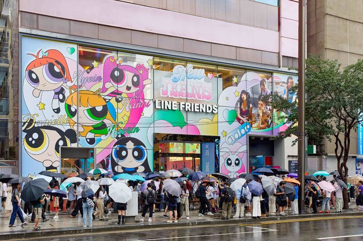 [서울=뉴시스] 뉴진스 IPX 팝업스토어. (사진 = 어도어 제공) 2023.09.04. photo@newsis.com *재판매 및 DB 금지