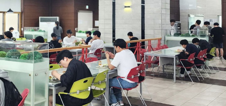[진주=뉴시스] 경상국립대학교 가좌캠퍼스 중앙식당 *재판매 및 DB 금지