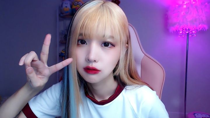 BJ 겸 유튜버 유혜디가 그간 방송에 집중하지 못했던 이유와 전남자친구의 만행, 낙태 사실을 밝혔다.(사진=유튜브 캡처) *재판매 및 DB 금지