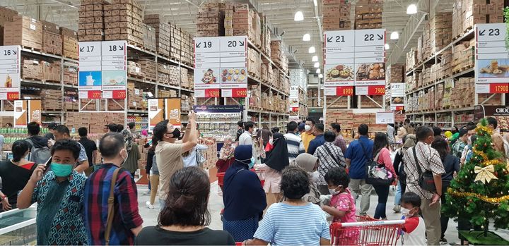 인도네시아 50호 세르퐁점 오픈 당일 매장 전경(사진=롯데마트 제공) *재판매 및 DB 금지