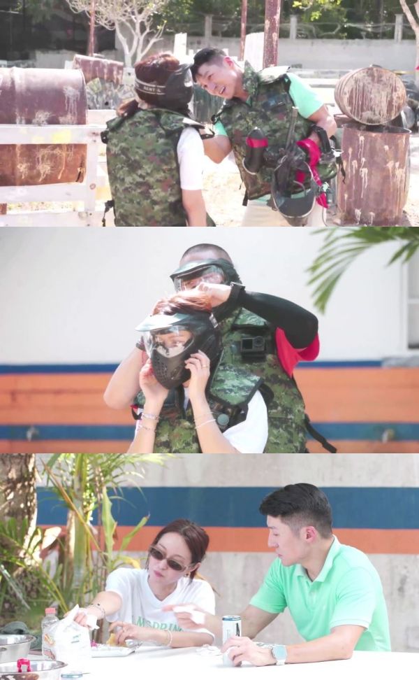 [서울=뉴시스] 10일 오후10시 방송되는 MBN 연애 예능물 '돌싱글즈4'에서 제롬과 톰이 베니타를 두고 자존심 싸움을 벌인다. (사진=MBN 제공) 2023.09.10. photo@newsis.com*재판매 및 DB 금지